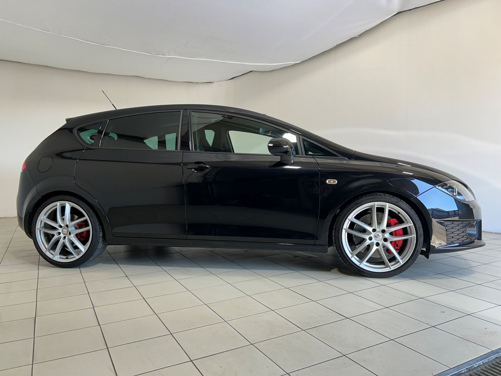 Cupra Leon 2.0 tsi R 265cv - Autoviemme